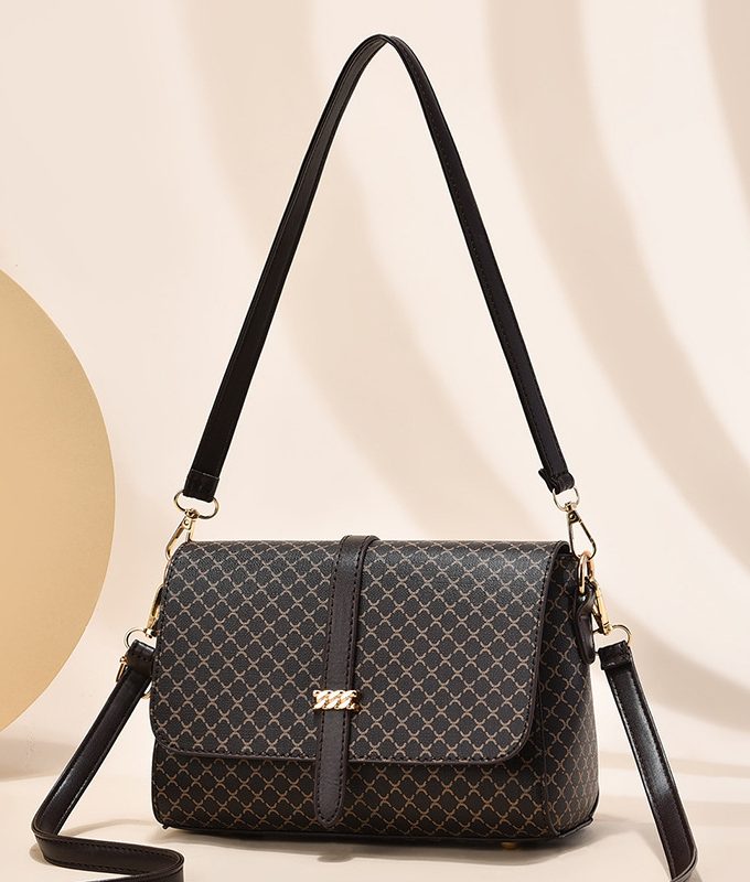 New Solid Color Multi-Layer Leather Texture Large Capacity Handbag