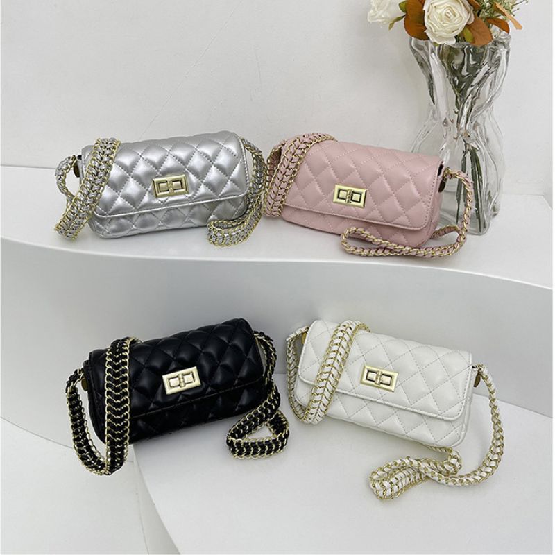 Noble And Elegant Fashion Solid Color Exquisite Linge Chain Bag Silver - Image 2