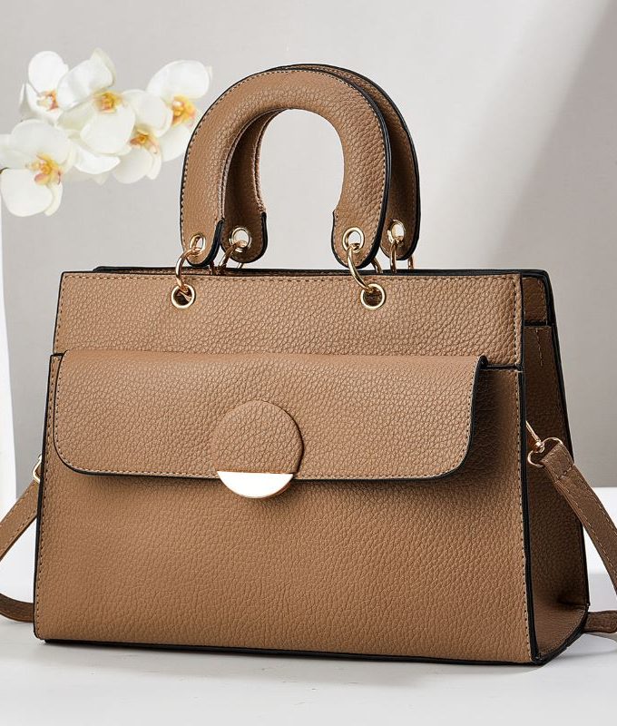 Niche Shoulder Large Capacity Commuting Fashion Bag Khaki