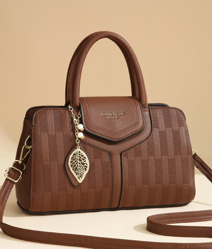 New Trendy Large Leisure One-Shoulder Handbag Brown