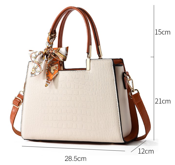Bagwoman New Cross-Mounted Large Shoulder Bag White - Image 3