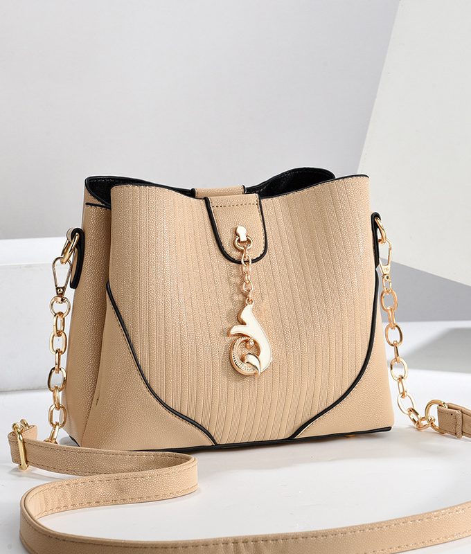 New Summer Bucket Commuter Atmospheric Handbag Khaki